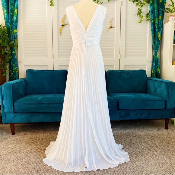 Anthropologie | BHLDN Badgley Mischka Sloan Dress Accordion Pleat Wedding Gown 4 - Picture 9 of 16